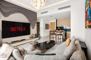 Stylish Poolside Apartment in Dubai Creek Harbour - By DuStay